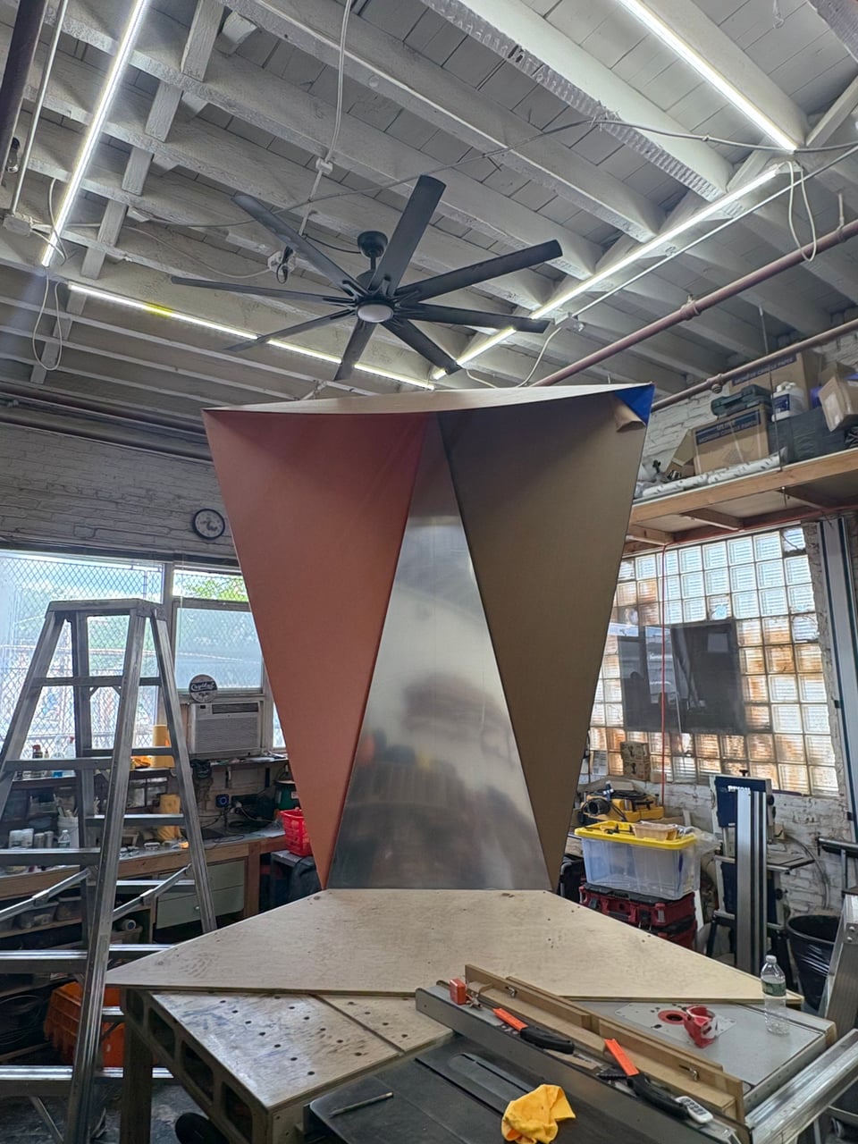 Mastercard Dinner Sculpture — view 2